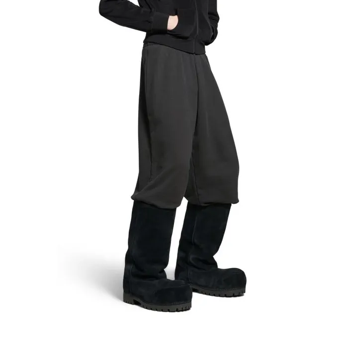 Balenciaga Pants Men Activewear Baggy Sweatpants In Black Black Balenciaga Pants Men Activewear Baggy Sweatpants In Black Black