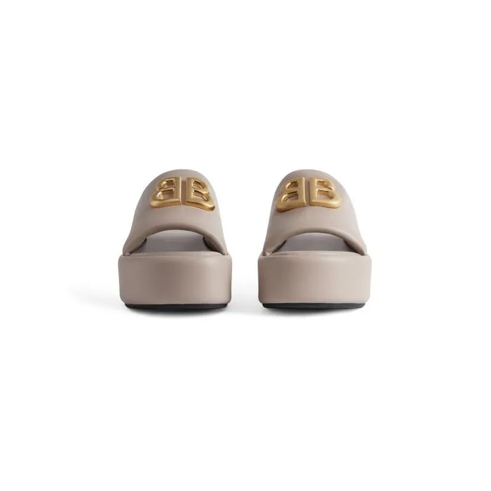 Balenciaga Sandals and Mules Women Women039s Rise Sandal In Beige Beige