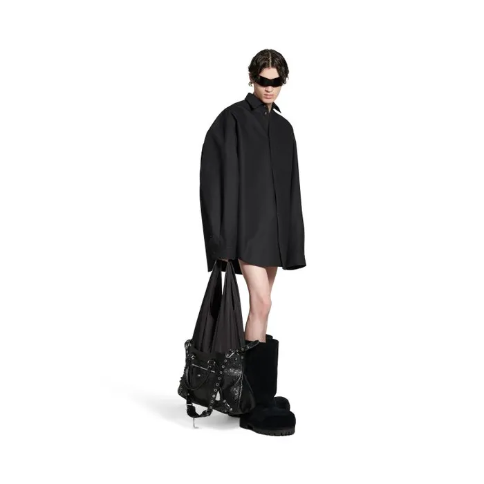 Balenciaga Tops and Shirts WomenMen Outerwear Shirt Large Fit In Black Black Balenciaga Tops and Shirts WomenMen Outerwear Shirt Large Fit In Black Black
