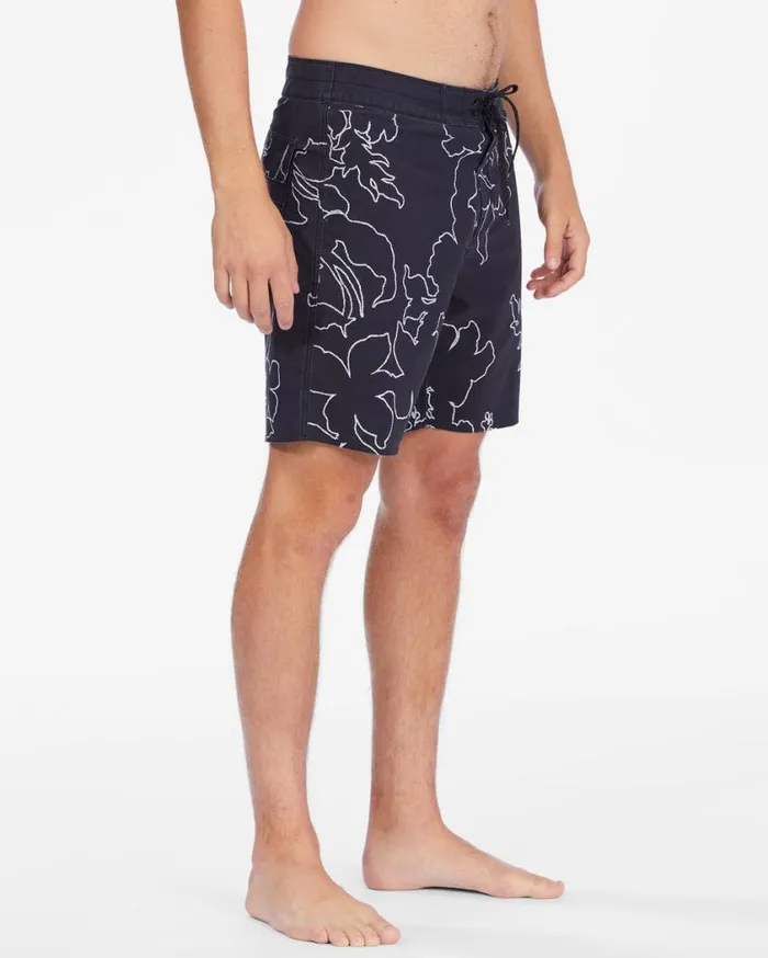 Billabong Sundays Pro Boardshorts 19034 Black White Mens Pro Boardshorts Billabong Sundays Pro Boardshorts 19034 Black White Mens Pro Boardshorts