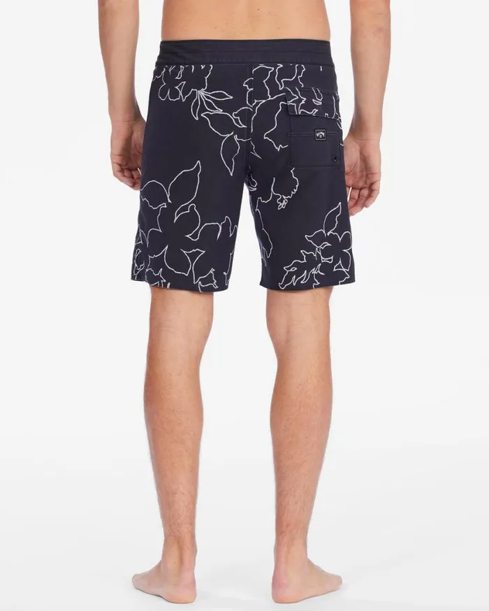 Billabong Sundays Pro Boardshorts 19034 Black White Mens Pro Boardshorts Billabong Sundays Pro Boardshorts 19034 Black White Mens Pro Boardshorts