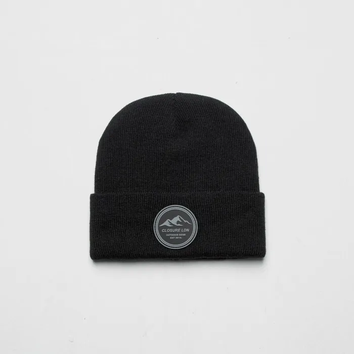 Closure London Outdoor Circle Badge Beanie Black Men Headwear