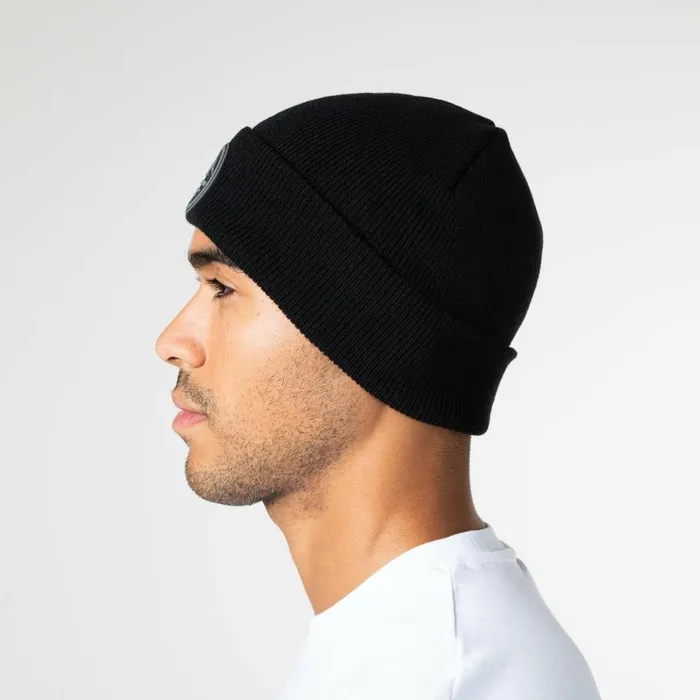 Closure London Outdoor Circle Badge Beanie Black Men Headwear