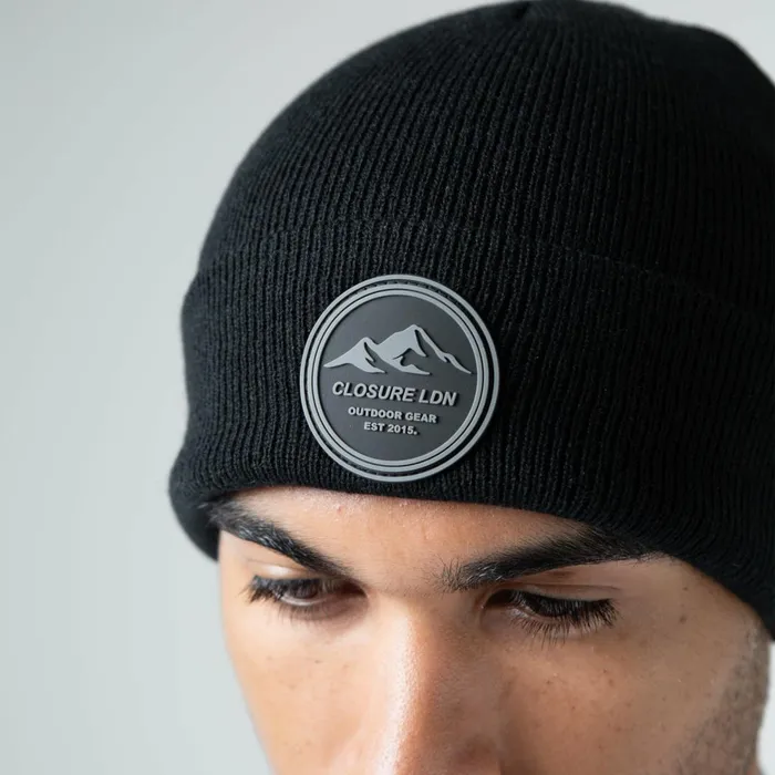Closure London Outdoor Circle Badge Beanie Black Men Headwear