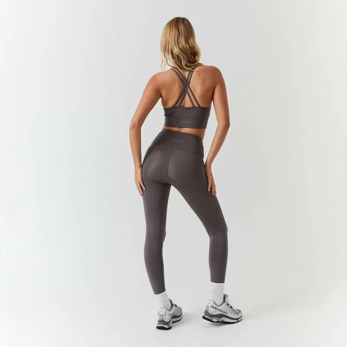 Closure London Second Skin Sports Bra Grey Women Sports Bras