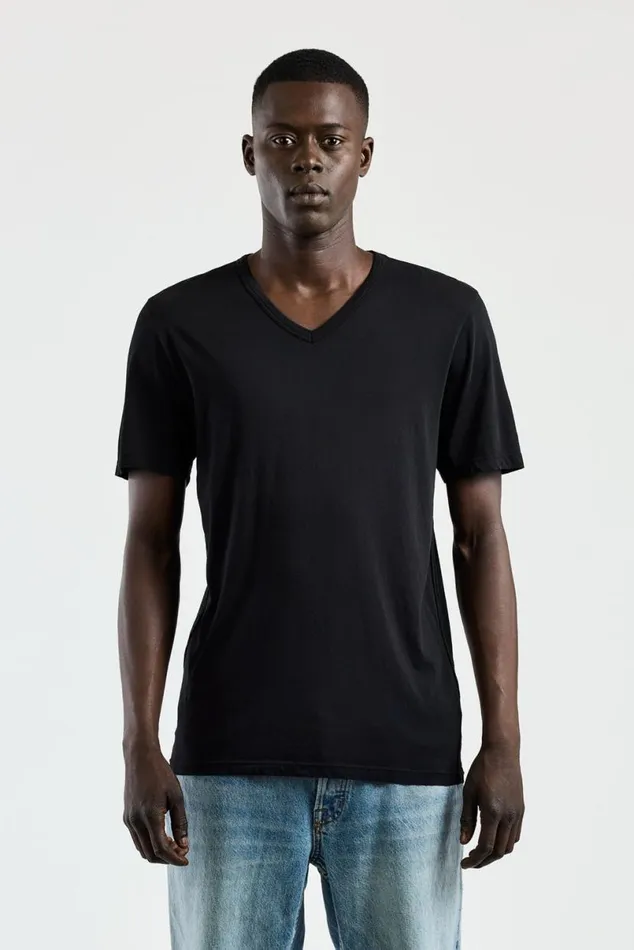 COTTON CITIZEN Classic VNeck Tee Jet Black Men Tees
