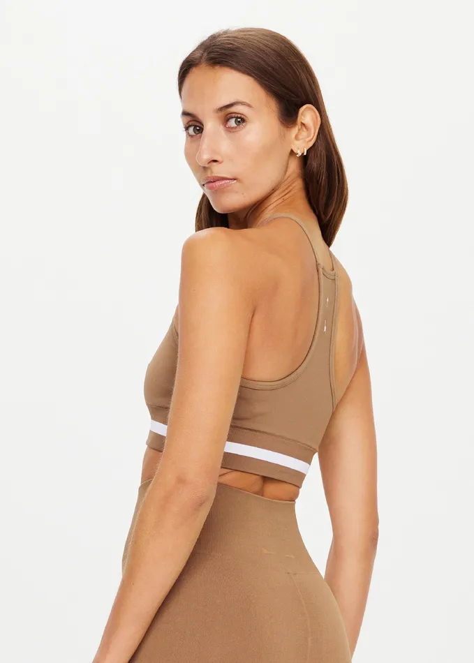 FORM SEAMLESS ANGIE CROP Sports Bras THE UPSIDE Women FORM SEAMLESS ANGIE CROP Sports Bras THE UPSIDE Women