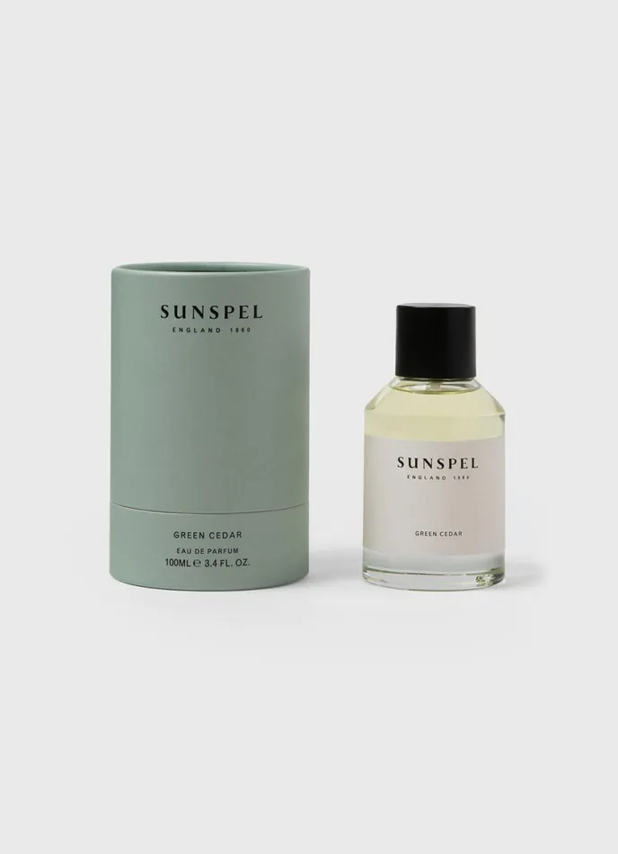 Green Cedar Eau De Parfum Green Cedar MenWomen SUNSPEL Fragrance and Candles