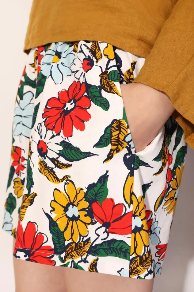 LF Markey Shorts Women Basic Cotton Shorts Cosmos Floral