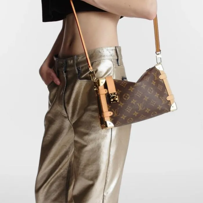 Louis Vuitton M46358 Side Trunk MM Monogram 8211 Louis Vuitton Handbag Store Women Louis Vuitton Trunk Bag