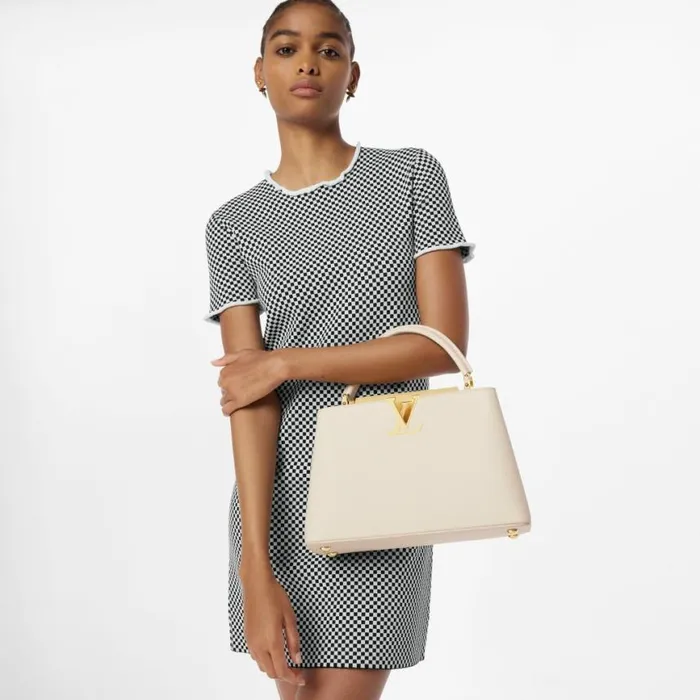 Louis Vuitton M59883 Capucines MM Cream 8211 Louis Vuitton Handbag Store Women Louis Vuitton Capucines Bag