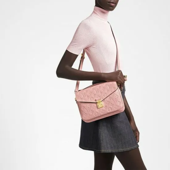 Louis Vuitton Pochette Metis Navy M44071 Pink M44018 Black M41487 8211 Louis Vuitton Handbag Store Women Louis Vuitton Pochette Metis Bag