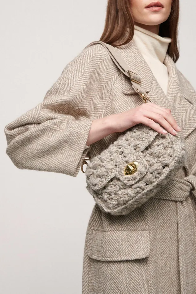 Luisa Spagnoli Clutch And Pochette Women Istrice Beigegold Luisa Spagnoli Clutch And Pochette Women Istrice Beigegold