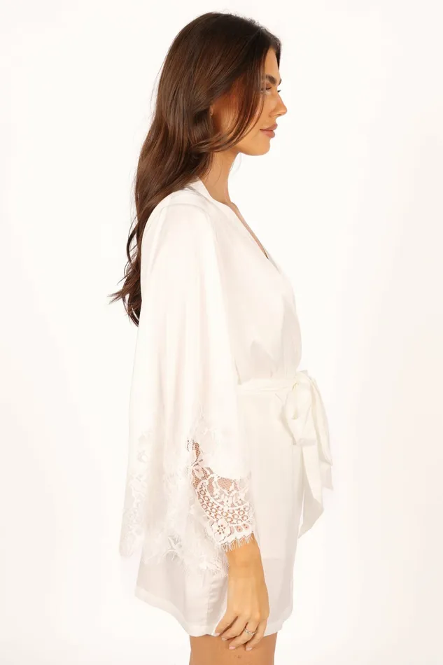 Matching Sets Petal and Pup Women Dara Lace Trim Robe Ivory