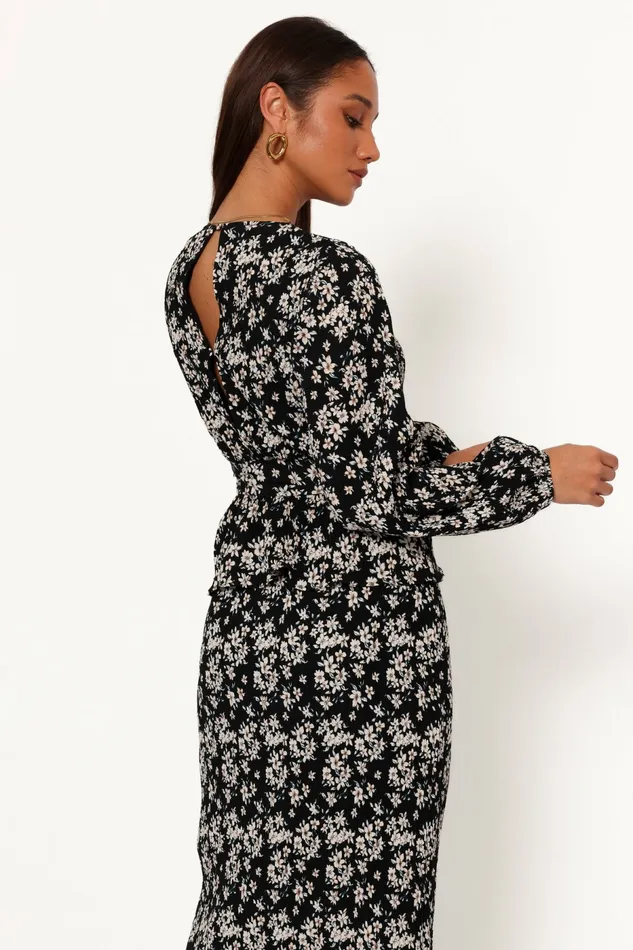 Matching Sets Women Minelli Pleat Top BlackWhite Floral Petal and Pup