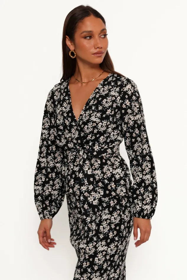 Matching Sets Women Minelli Pleat Top BlackWhite Floral Petal and Pup