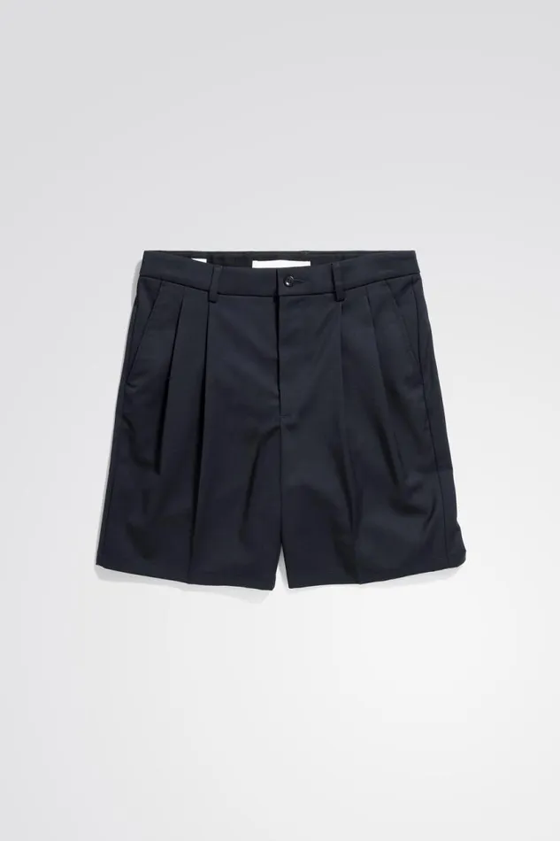 Men Benn Relaxed Light Wool Pleated Short Dark Navy Norse Projects Shorts