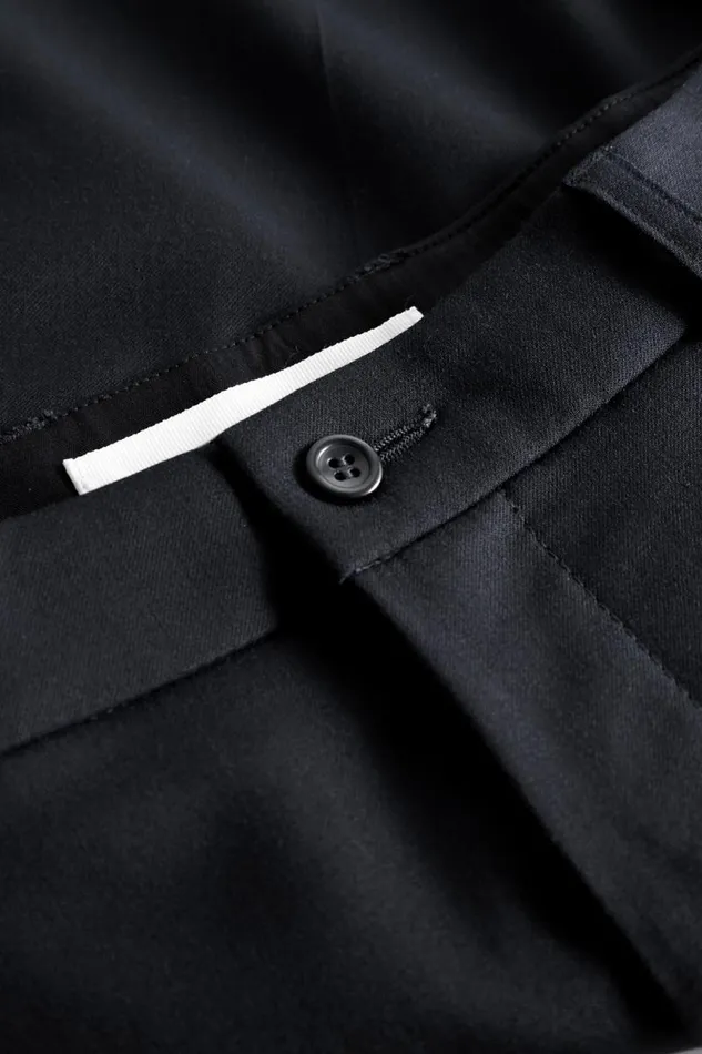 Men Benn Relaxed Light Wool Pleated Short Dark Navy Norse Projects Shorts