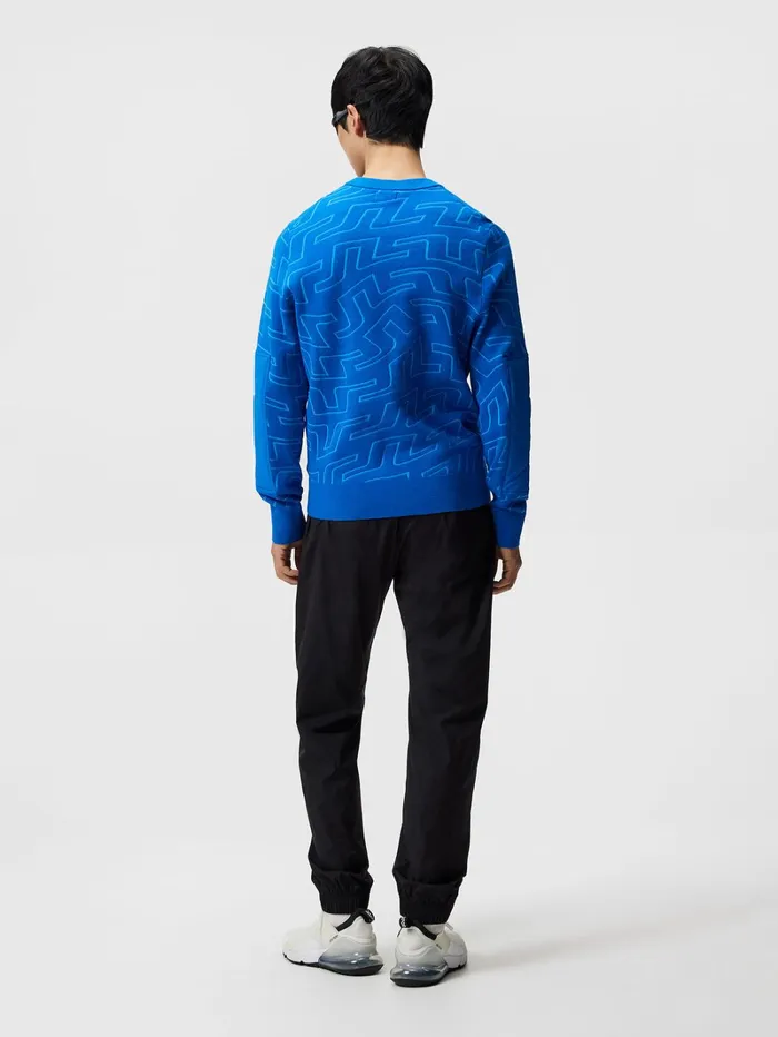 Men Bridge Swirl Knitted Sweater Lapis Outline Bridge Swirl JLindeberg Knitwear Men Bridge Swirl Knitted Sweater Lapis Outline Bridge Swirl JLindeberg Knitwear