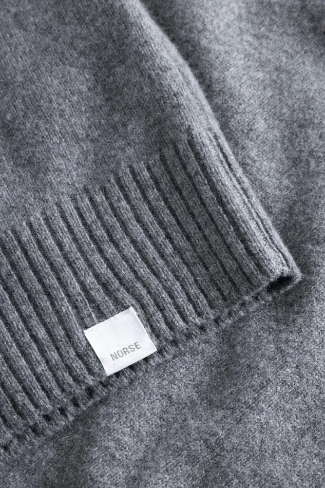 Men Jonas Donegal Diamond Sweater Grey Melange Norse Projects Knitwear