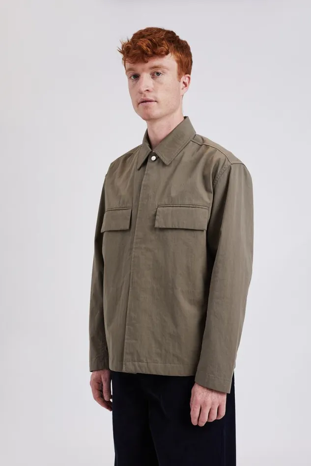 Men Pelle Fine Broken Twill Overshirt Sediment Green Norse Projects Overshirts