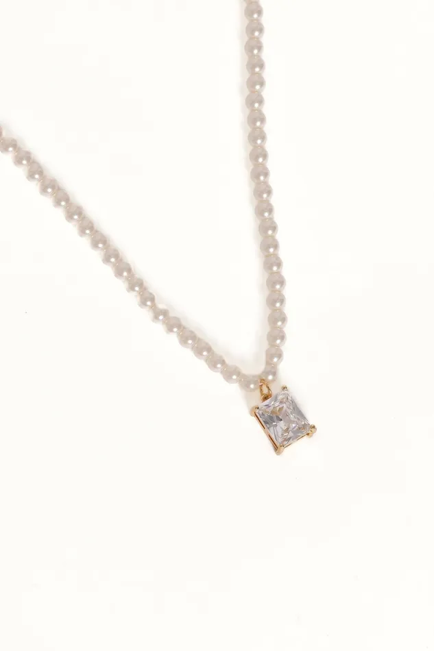 Necklaces Isobel Necklace Pearl 8211 Petal and Pup Women