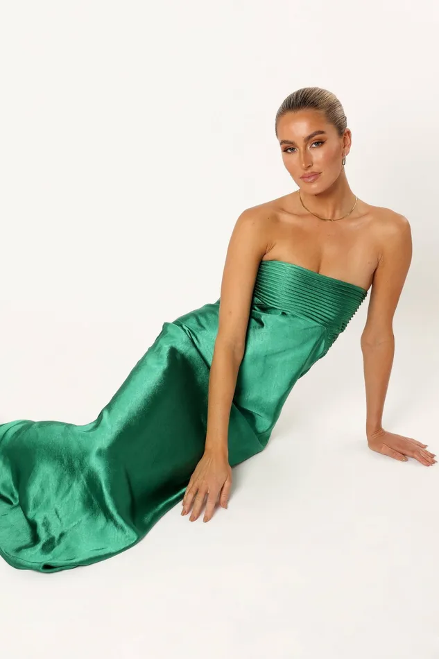 Petal and Pup Event Dresses Women Adina Maxi Dress Emerald