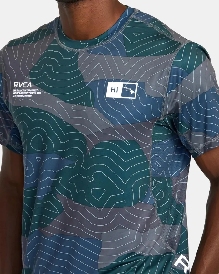 RVCA Short Sleeves Hawaii Sport Vent Short Sleeve Training Top Hawaii Topo Camo 8211 Men RVCA Short Sleeves Hawaii Sport Vent Short Sleeve Training Top Hawaii Topo Camo 8211 Men