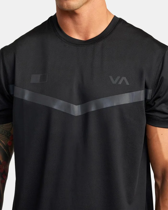 RVCA Short Sleeves RVCA Runner Technical Short Sleeve Top Black 8211 Men