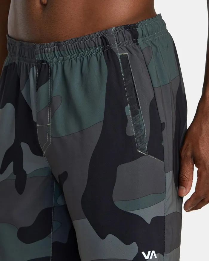 RVCA Shorts Hybrids Yogger Stretch Elastic Waist Shorts 17034 Big Camo 8211 Men RVCA Shorts Hybrids Yogger Stretch Elastic Waist Shorts 17034 Big Camo 8211 Men