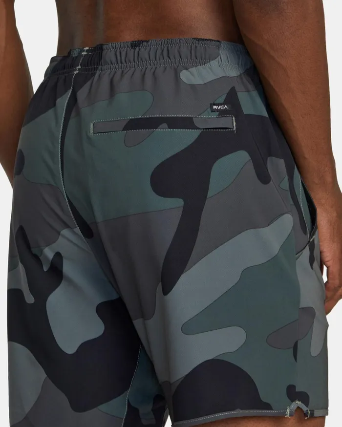RVCA Shorts Hybrids Yogger Stretch Elastic Waist Shorts 17034 Big Camo 8211 Men RVCA Shorts Hybrids Yogger Stretch Elastic Waist Shorts 17034 Big Camo 8211 Men