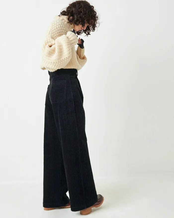 Sessn Womens Trousers Insta hello Black
