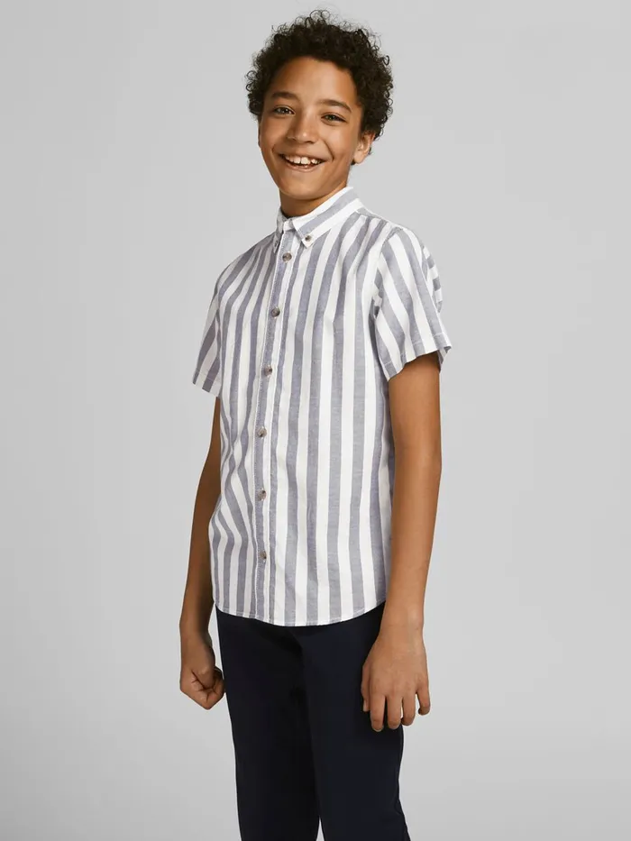 Shirts JACK and JONES Junior BOYS OXFORD SHORT SLEEVED SHIRT Blue Ensign Blue On Sale Shirts JACK and JONES Junior BOYS OXFORD SHORT SLEEVED SHIRT Blue Ensign Blue On Sale
