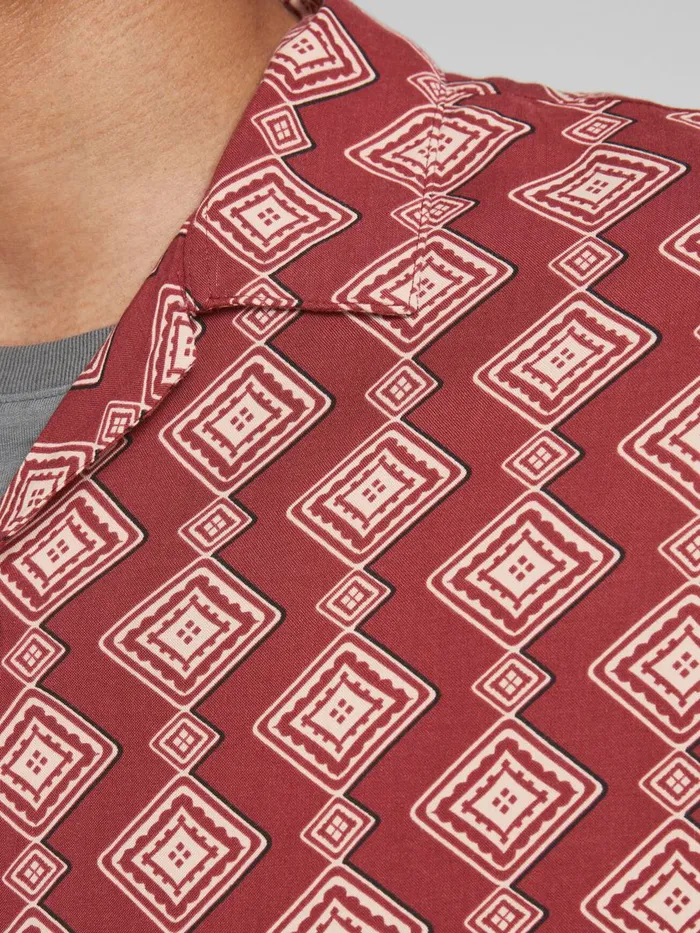 Shirts JACK and JONES Mens RELAXED FIT RESORT SHORT SLEEVED SHIRT Red Brick Red Gift for Friend