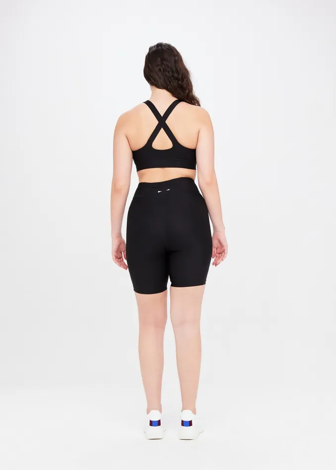 Shorts Women THE UPSIDE MATTE TECH SPIN SHORT Shorts Women THE UPSIDE MATTE TECH SPIN SHORT