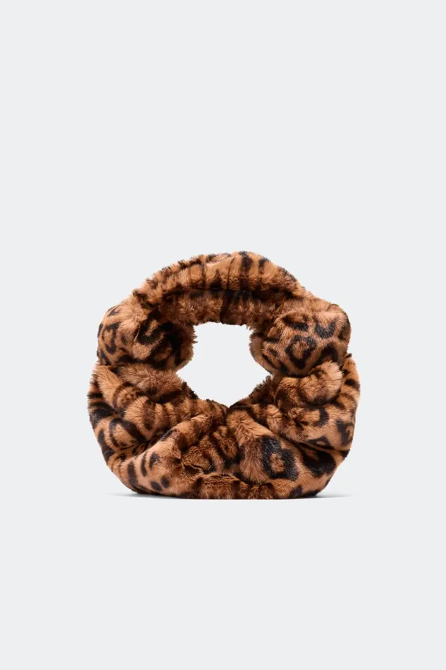 Simon Miller Bags Women Cheetah Faux Fur Lopsy Bag In Cheetah Scramble