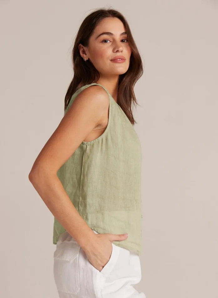 Sleeveless Women Bella Dahl Sleeveless Shirred Shoulder Blouse 8211 Pale Palm Sleeveless Women Bella Dahl Sleeveless Shirred Shoulder Blouse 8211 Pale Palm