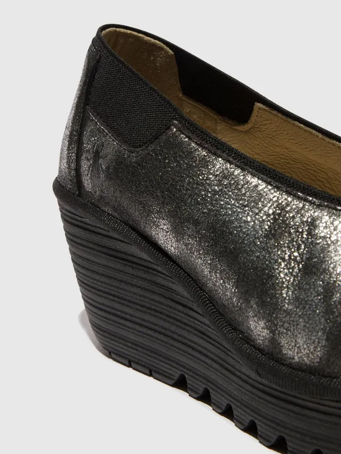 Slipon Shoes YOZA438FLY SILVER Women Fly London Shoes