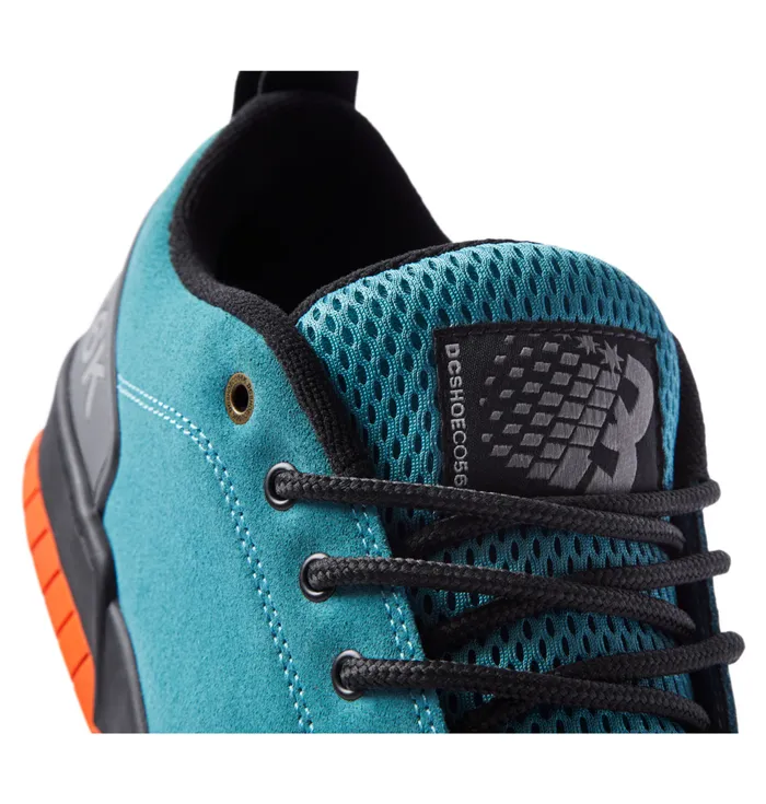 Sneakers DC Shoes Men Bronze56K x DC Clocker Shoes dark teal