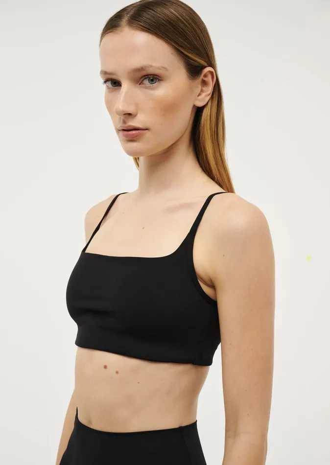 SportsBras PE Nation Women PREVIEW SPORTS BRA IN BLACK