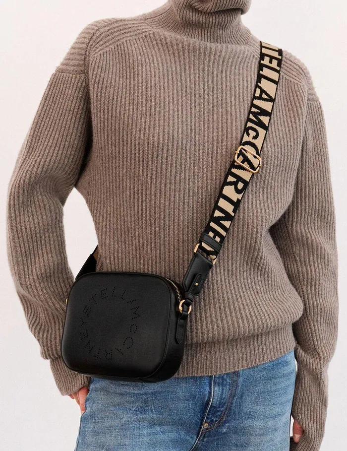 Stella McCartney Crossbody Bags Women Logo Crossbody Camera Bag Black Stella McCartney Crossbody Bags Women Logo Crossbody Camera Bag Black