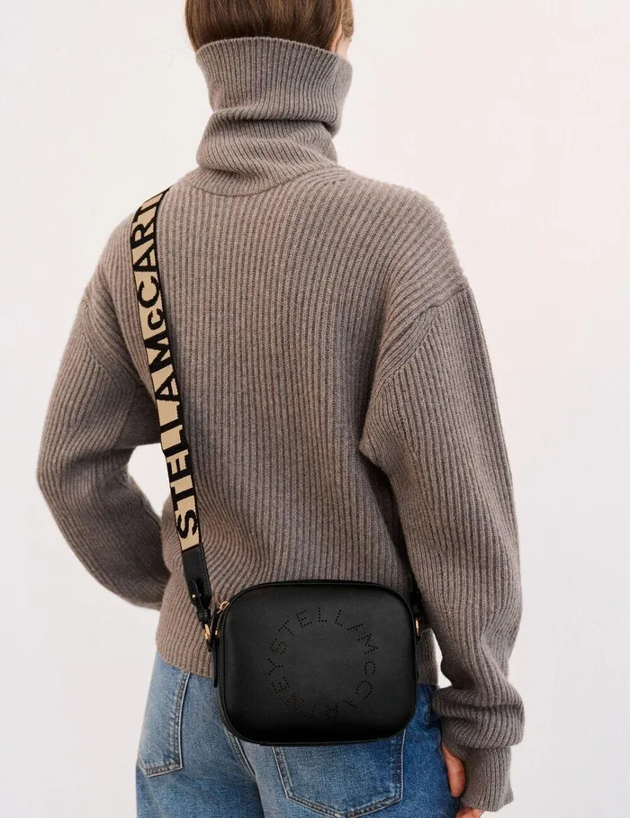Stella McCartney Crossbody Bags Women Logo Crossbody Camera Bag Black Stella McCartney Crossbody Bags Women Logo Crossbody Camera Bag Black