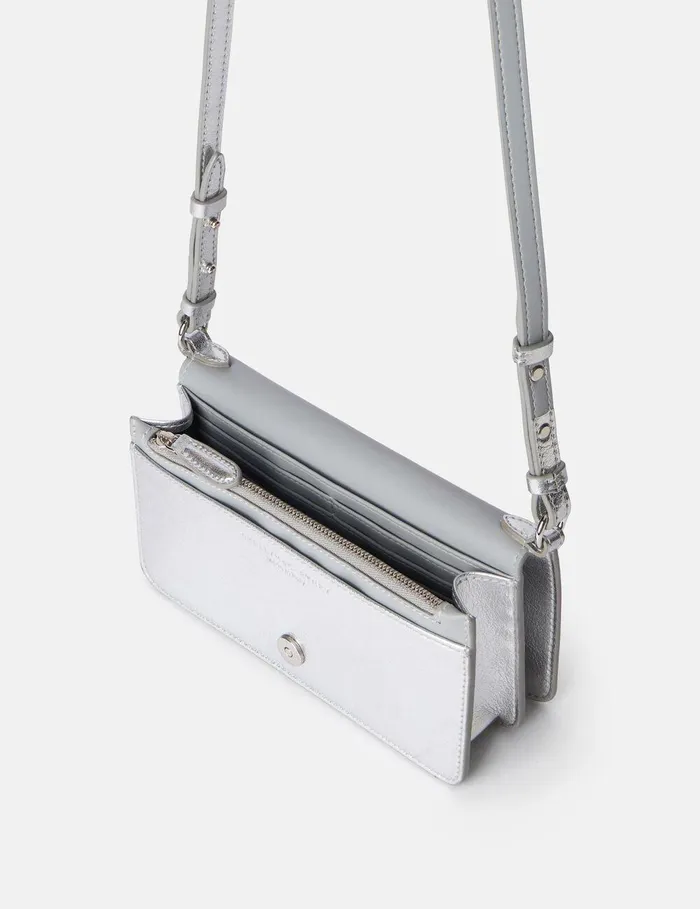 Stella McCartney Crossbody Bags Women Logo Crossbody Wallet Metallic Silver Stella McCartney Crossbody Bags Women Logo Crossbody Wallet Metallic Silver