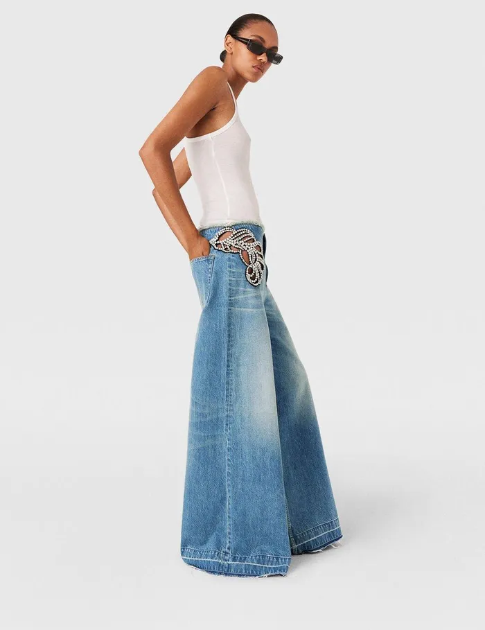 Stella McCartney Pants And Shorts Women Diamant Swirl MidRise Wide Leg Jeans Faded Wash Blue Denim Stella McCartney Pants And Shorts Women Diamant Swirl MidRise Wide Leg Jeans Faded Wash Blue Denim