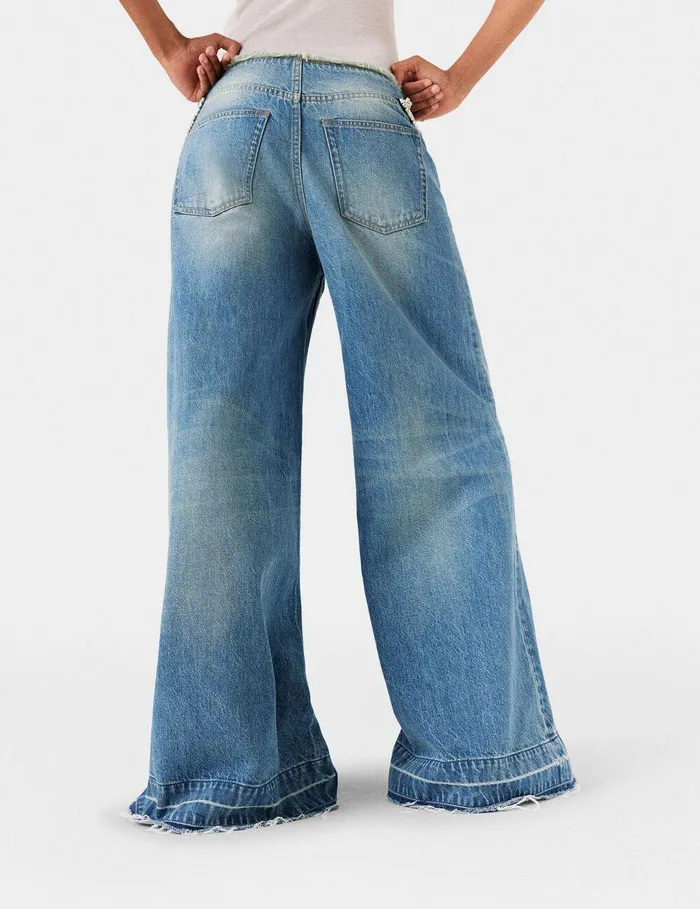 Stella McCartney Pants And Shorts Women Diamant Swirl MidRise Wide Leg Jeans Faded Wash Blue Denim Stella McCartney Pants And Shorts Women Diamant Swirl MidRise Wide Leg Jeans Faded Wash Blue Denim