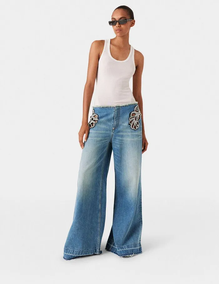 Stella McCartney Pants And Shorts Women Diamant Swirl MidRise Wide Leg Jeans Faded Wash Blue Denim Stella McCartney Pants And Shorts Women Diamant Swirl MidRise Wide Leg Jeans Faded Wash Blue Denim