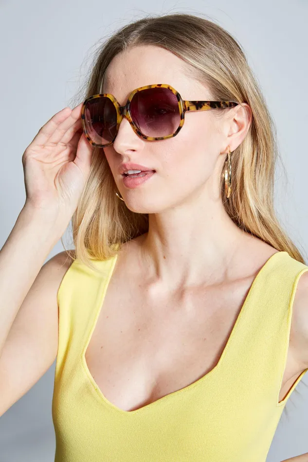 Sunglasses Women Elie Tahari Oversized Sunglasses Tokyo Tortoise