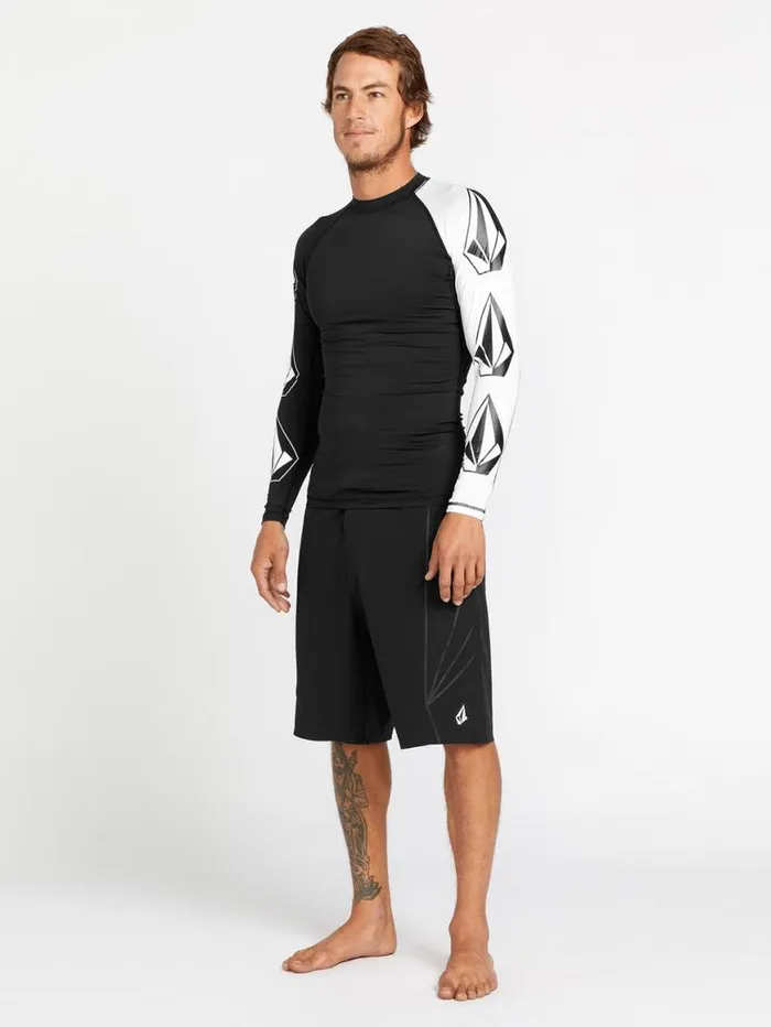 Surf Vitals Jack Robinson ModTech Trunks 8211 Black Mens Volcom Surf Vitals