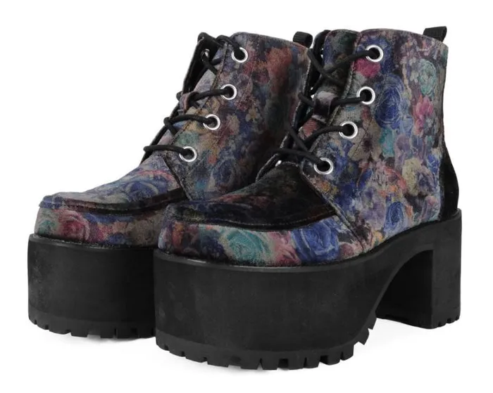 TUK Shoes Boots Women Floral Velvet Nosebleed Boot
