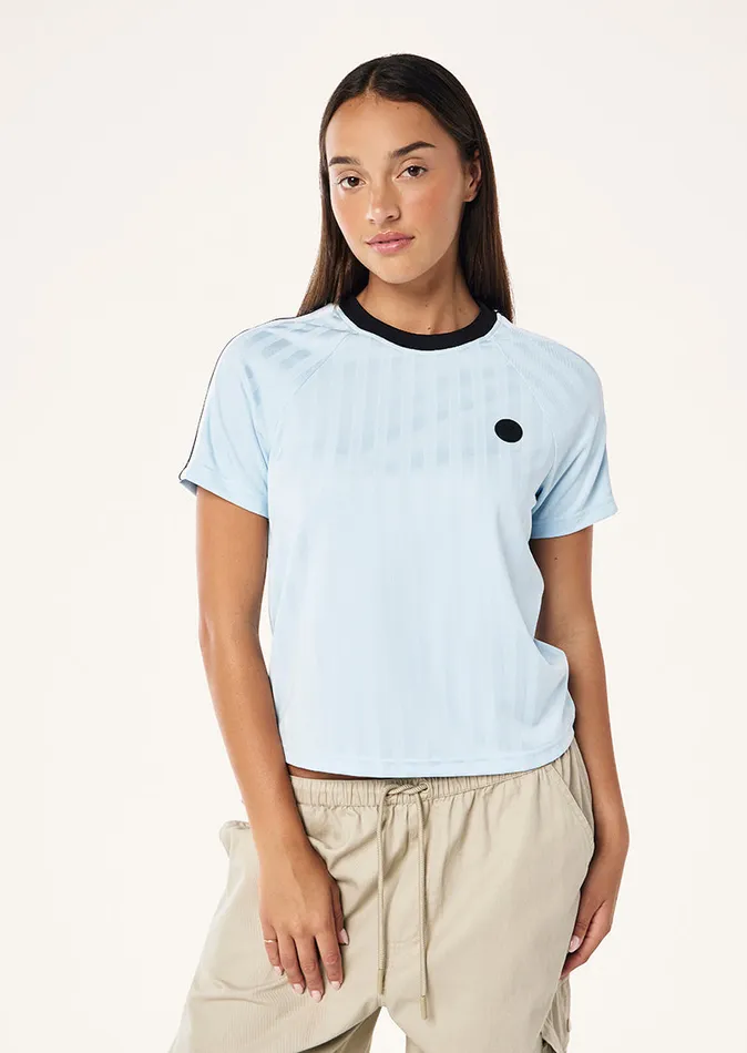 Tees PE Nation Women AUGMENT TEE IN ICE BLUE